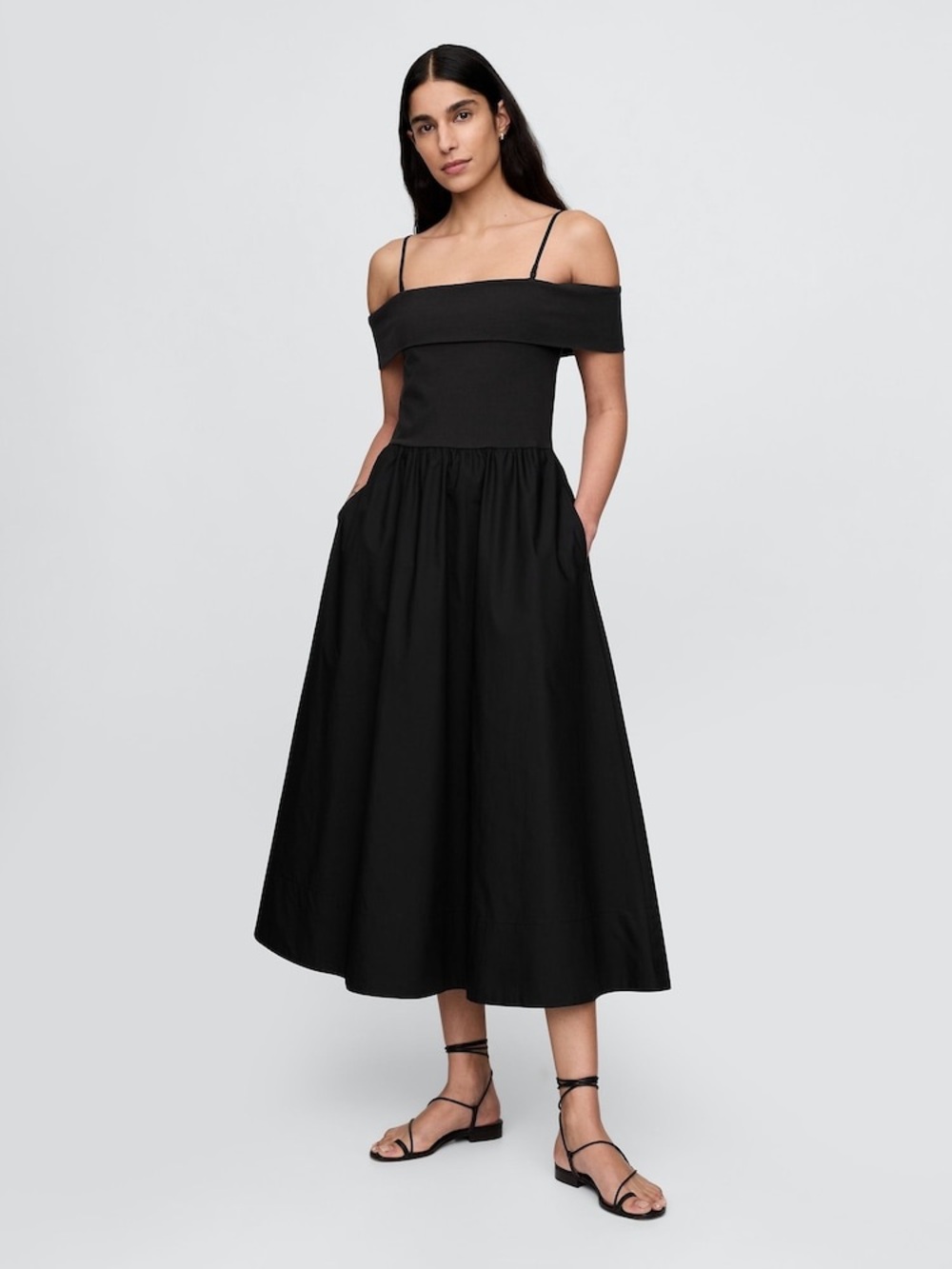Gap Mixed Media Off-Shoulder Midi Dress.
Size M